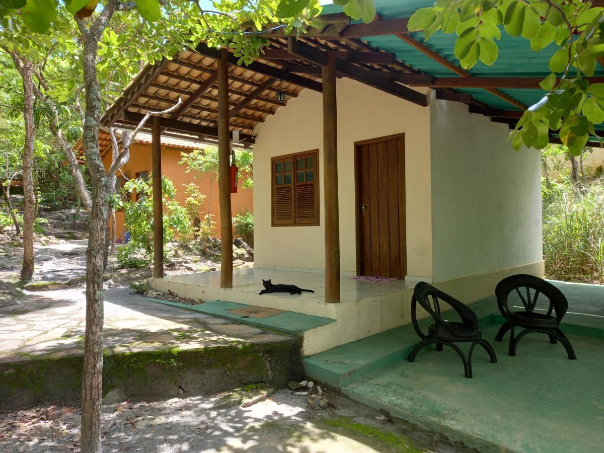 Santo * Goiás